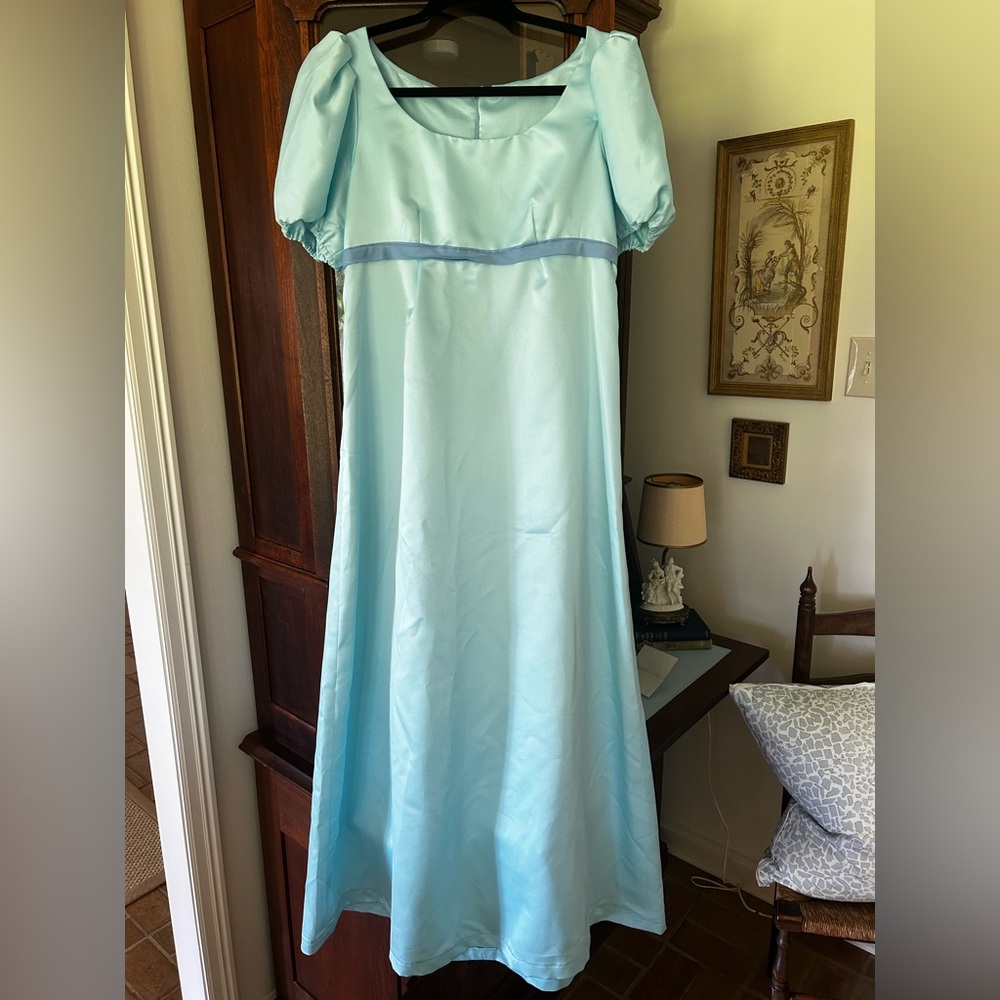 Elegant Light Blue Maxi Dress